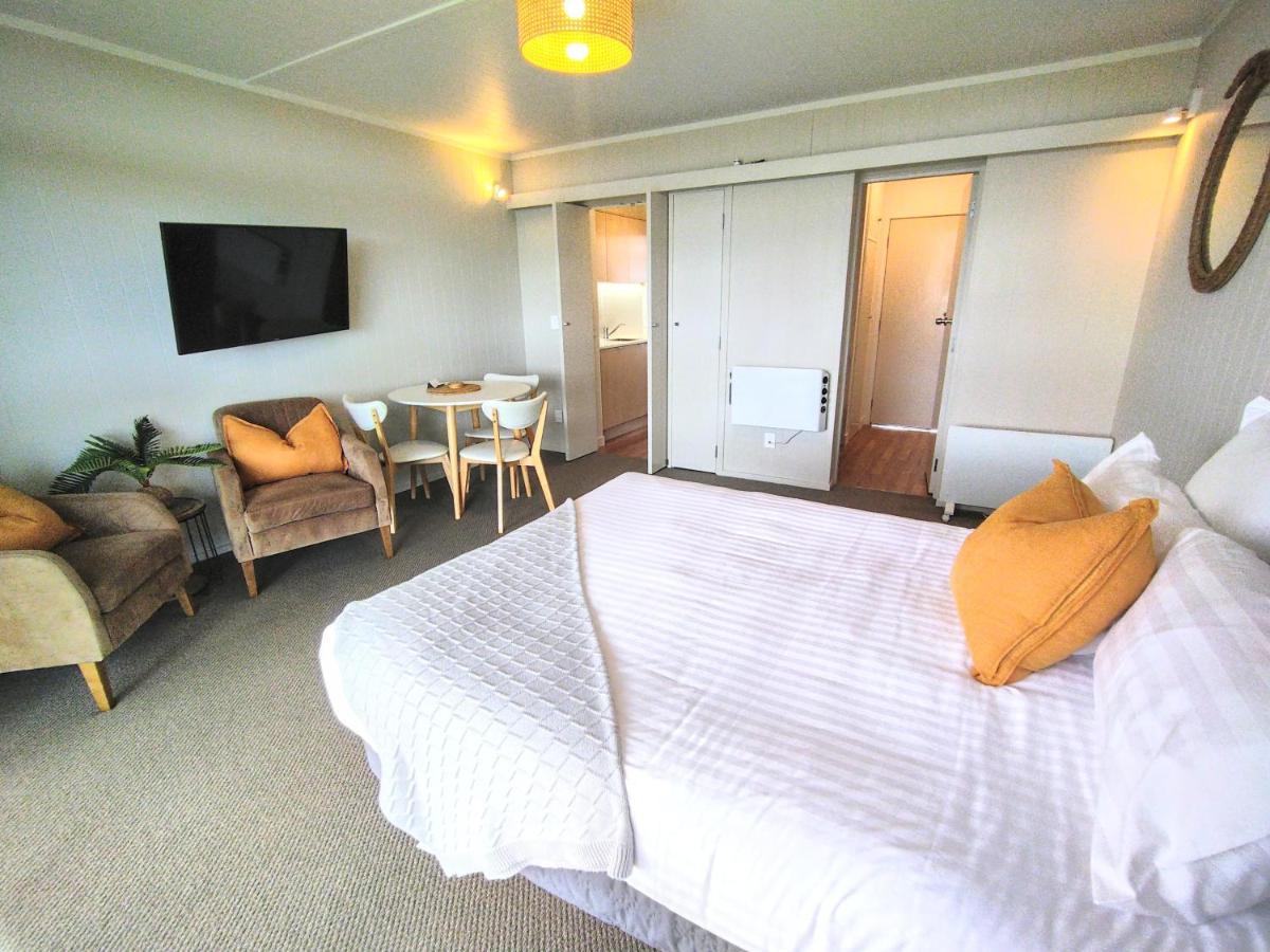 جيسبورن Whispering Sands Beachfront Motel المظهر الخارجي الصورة