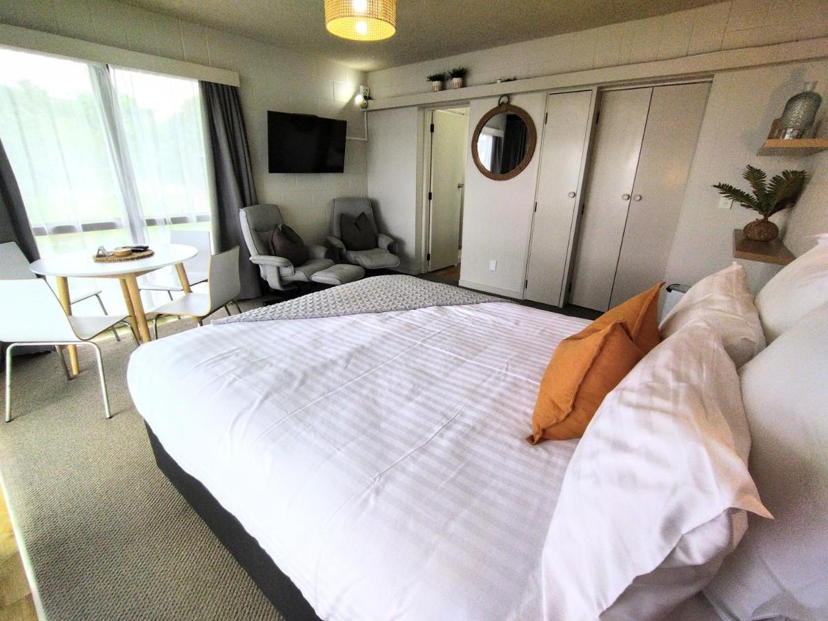 جيسبورن Whispering Sands Beachfront Motel المظهر الخارجي الصورة